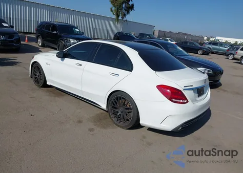 2017 Mercedes-Benz Amg C 63 z USA, uszkodzony, nr VIN 55SWF8GB9HU184803